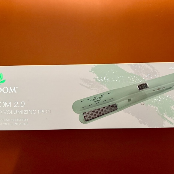 VOLCOM 2.0 3/4" HAIR VOLUMIZING IRON - Picture 3 of 5